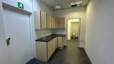 shop 1, the Pinnacle, 2 lower burg street (7).